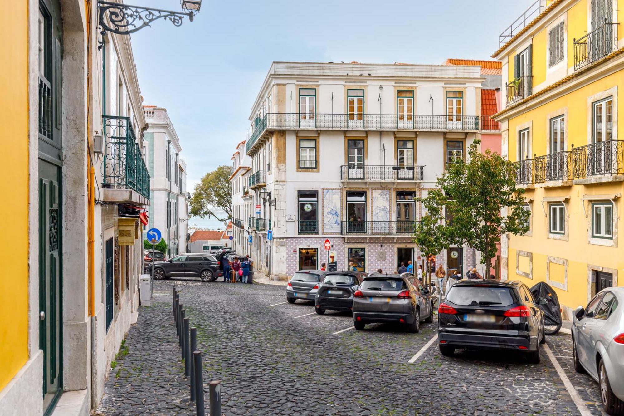 Sublime Apt Medieval Alfama Lisboa Dış mekan fotoğraf